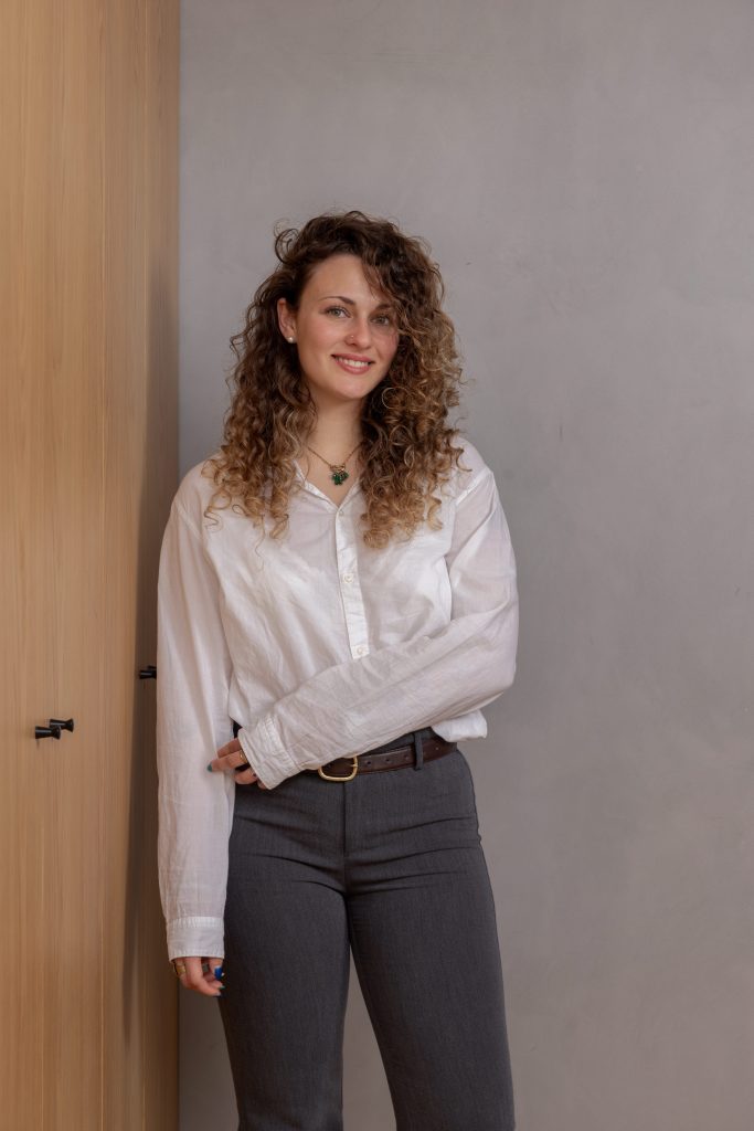 Claudia Escobar
